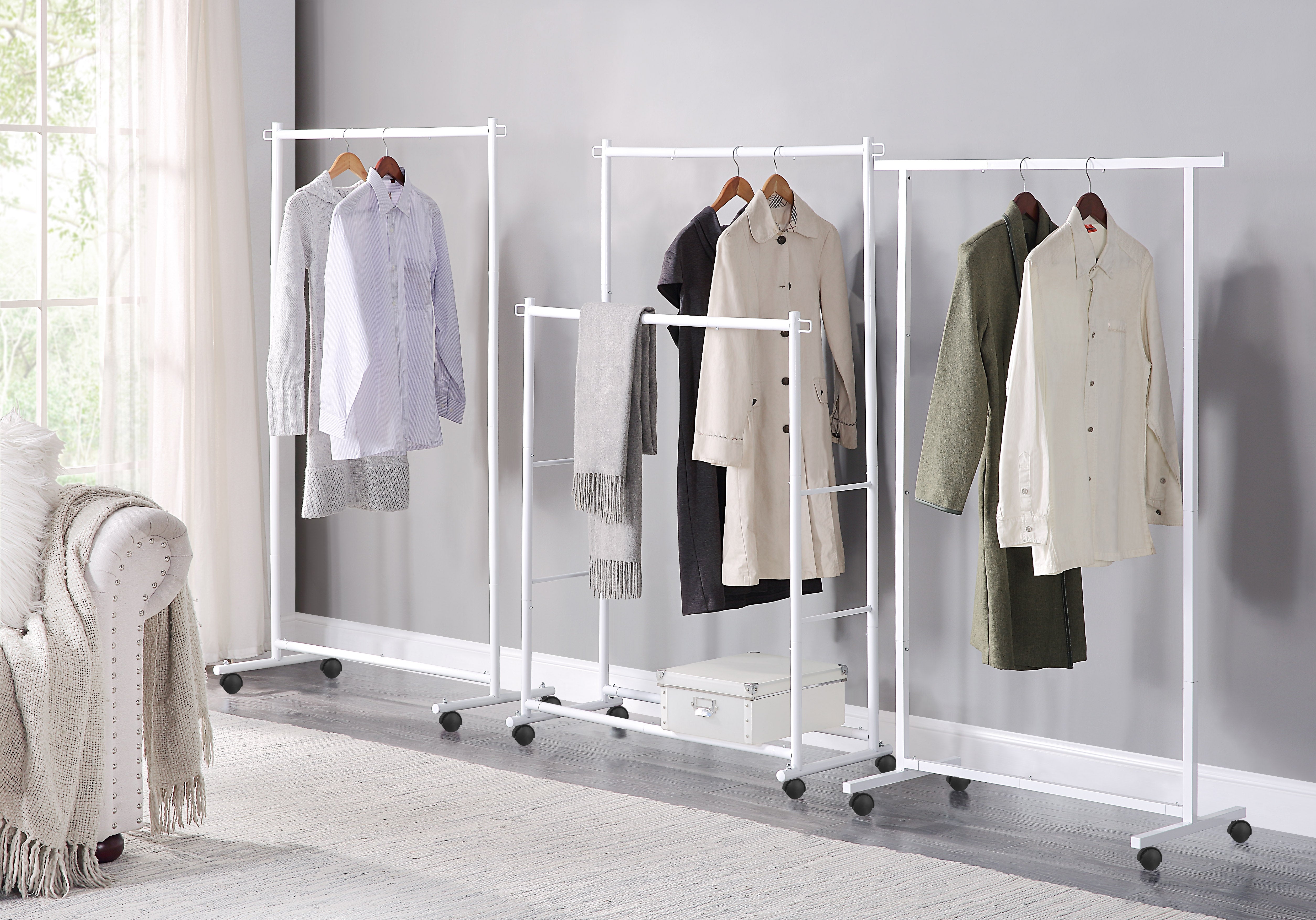 【新品未使用】軽量型 ハンガーラック サニーポイント 軽量型 ハンガーラック 頑丈 コンパクト 簡単組み立て